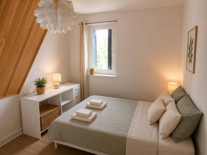 Location de vacances pour 6 personnes, avec Balcon à Château-Chinon (Ville)