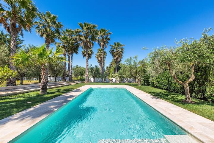 Maison de vacances pour 9 personnes, avec jardin et piscine à Cutrofiano