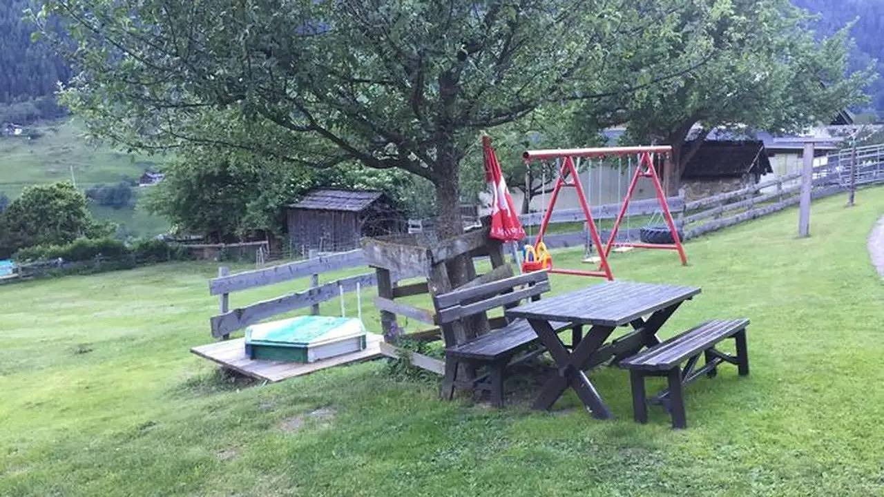Doppelzimmer für 2 Personen in Großkirchheim in Großkirchheim, Bezirk Spittal an der Drau