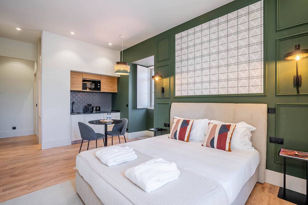Gigantones Guesthouse - Elegant Studio River View!, foto 10