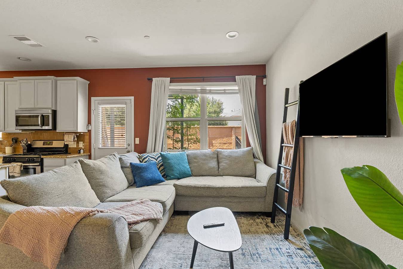 Apartamento entero, 3Br 12 mins to Kalahari Bbq   Private Patio in Round Rock, Texas
