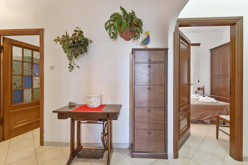 Entire apartment, Homerez - Apartment sea view in Porto Santo Stefano in Monte Argentario, Grosseto Province