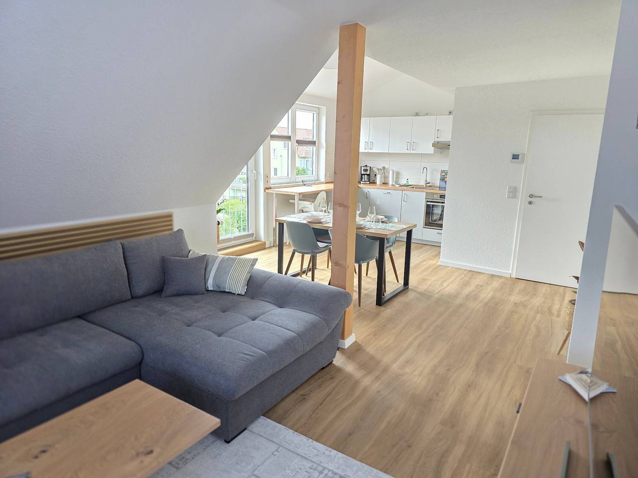 Ganze Wohnung, Apartment Rückerts Gartenblick mit Gemeinschaftsgarten in Nordhausen, Harzvorland