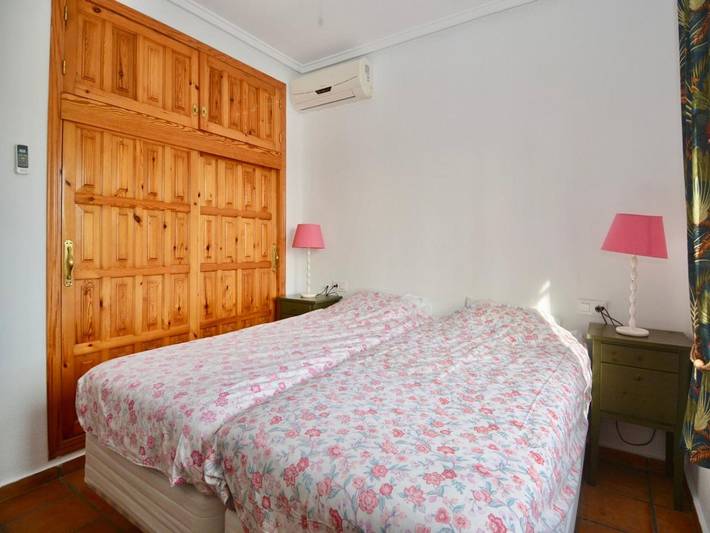 Villa pour 4 personnes, avec piscine ainsi que terrasse et jardin à Rojales - 2