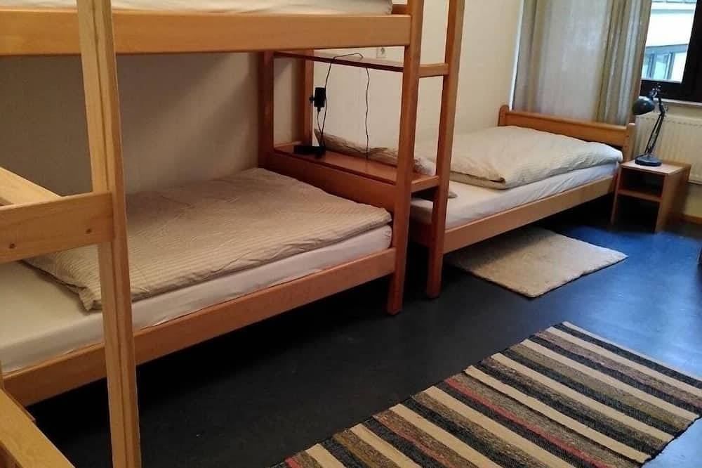 Ganze Wohnung, Mehrbettzimmer für 3 Gäste mit 15m² in Gomadingen (297581) in Gomadingen, Neckar-Alb