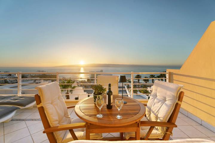 Holiday rental for 6 people, with Balcony and Garden in Acantilados de los Gigantes
