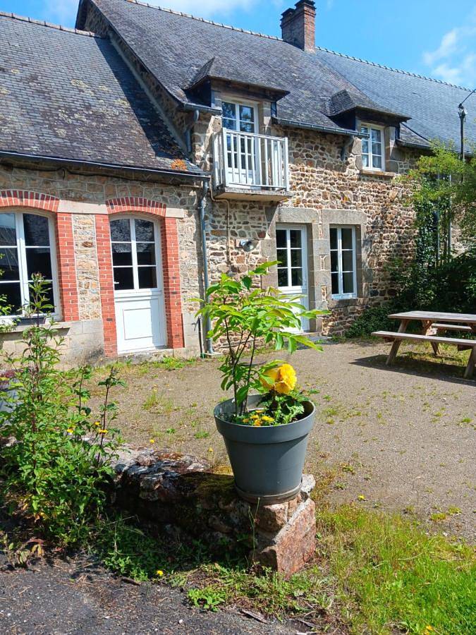 Location de vacances pour 8 personnes, avec jardin à Gesvres - 4