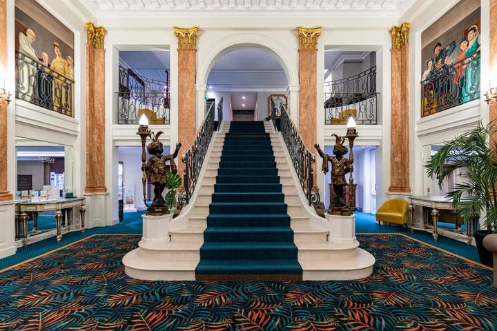 Hôtel pour 2 personnes, avec piscine ainsi que terrasse et jacuzzi à Tours - 2