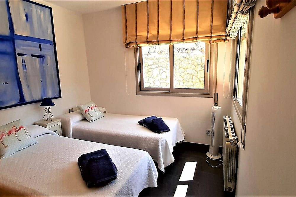 Villa Mur - A Sunny oase av ro, luksus og privatliv tilgjengelig hele året in Olivella, Garraf