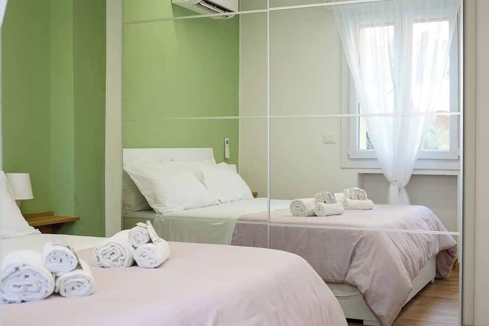 Entire apartment, Cozy Apartment in Cesena Vibrant Comfort Near Downtown in Cesena, Forlì-Cesena Province