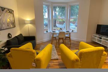 Holiday Rental for 5 People in Bedford, Bedfordshire, Photo 1