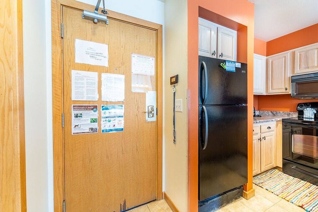 Ganze Wohnung, Ideally Located Lakeside Condo w/ Mountain & Lake Views from Private Balcony! in Arapahoe Basin