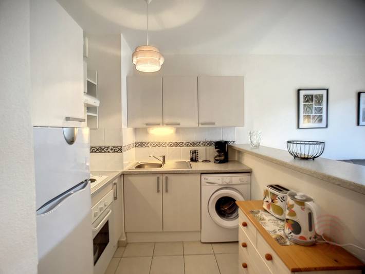 Appartement entier, Appartement F2 climatisé avec terrasse, parking privé, à 700m des Thermes de Lamalou-les-Bains in Lamalou-les-Bains, Région de Béziers
