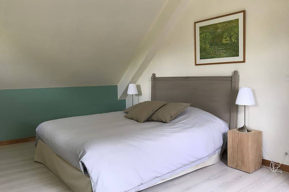 La Longère : location de charme à 10 mn des plages de Cabourg - 120 m2 in Goustranville, Région de Lisieux