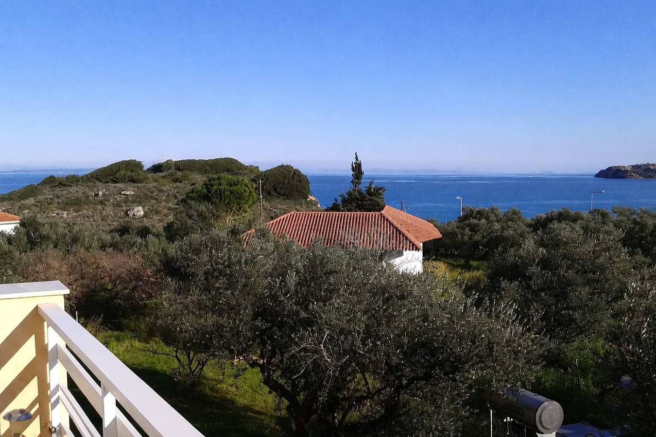 Ganze Ferienwohnung, Ferienwohnung für 3 Personen mit Garten in Tragaki, Zakynthos