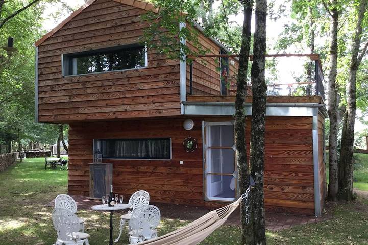 Gîte pour 9 personnes, avec Terrasse et Jardin dans Brigné