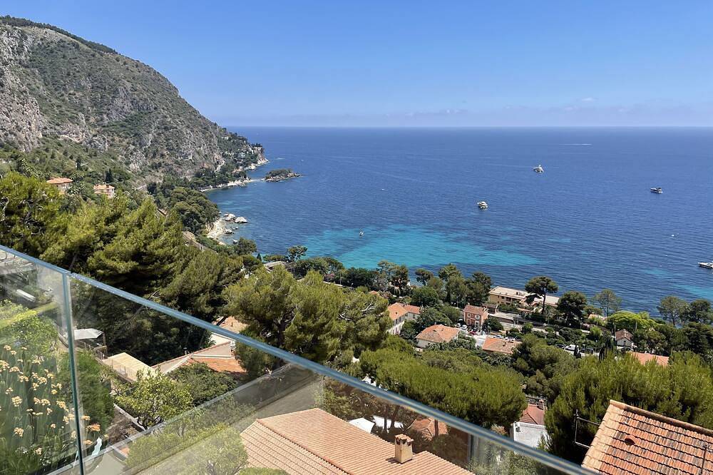 Villa L'Ourmège / Exceptional sea view and 8-minute walk to the beach in Èze, Nice region