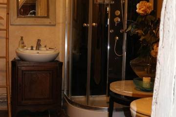 Maison D’hôte pour 5 Personnes dans Vailhourles, Aveyron, Photo 1