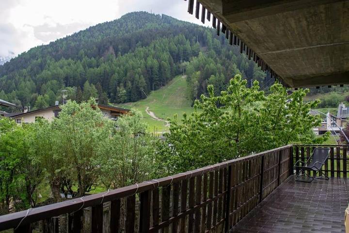 Appartamento vacanze per 4 persone, con balcone e giardino nonché panorama - 1
