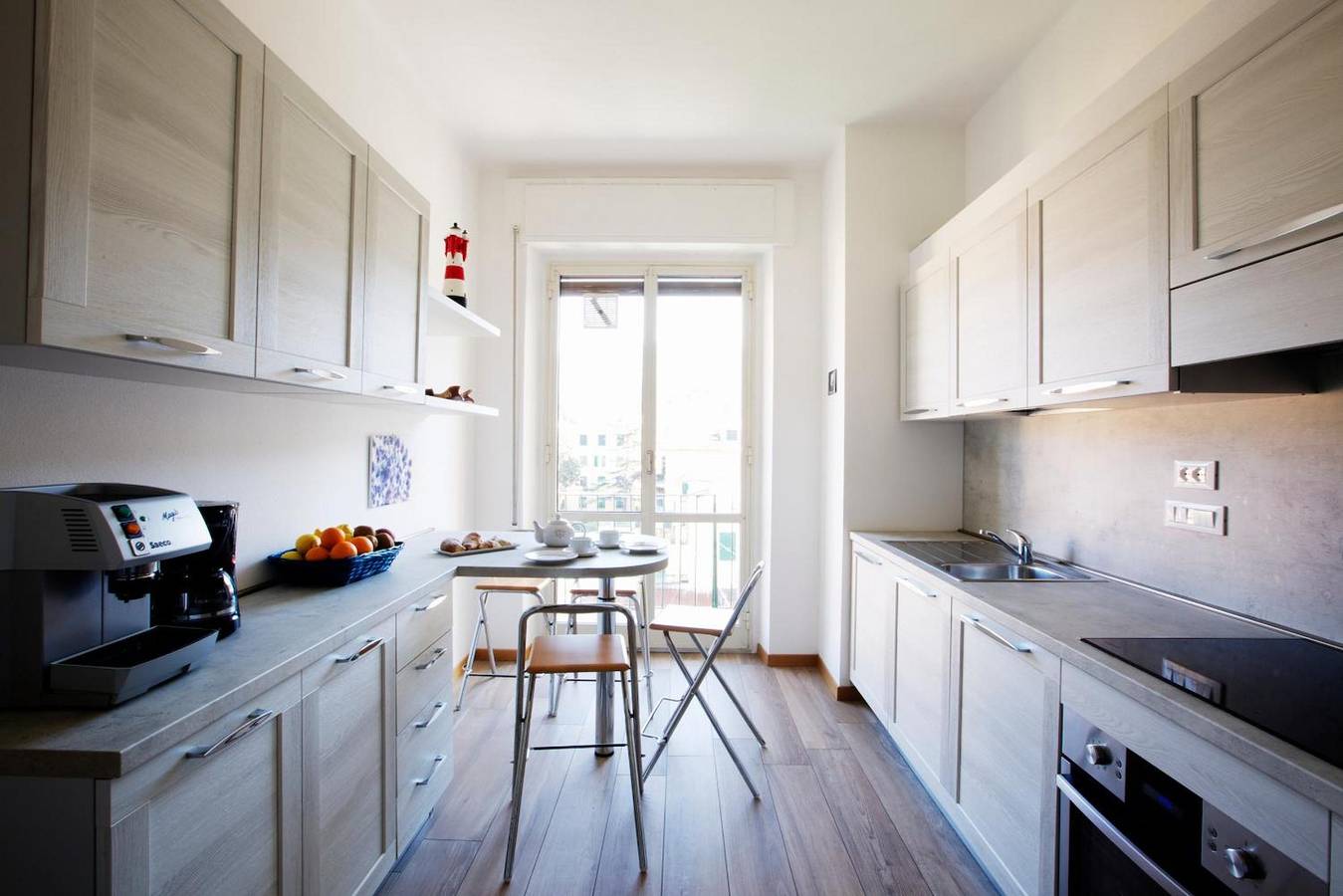 Appartamento intero, Appartamento '8' con vista mare, Wi-Fi e aria condizionata in Levanto, Comune di Levanto