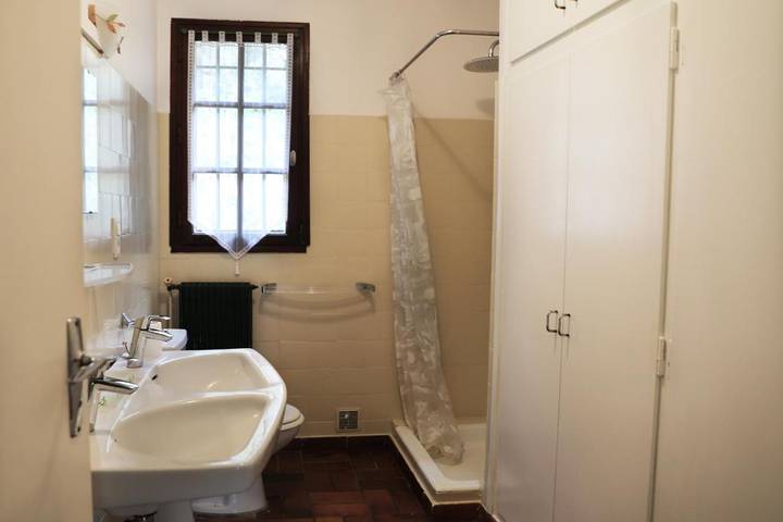 Villa pour 10 personnes, avec piscine ainsi que vue et jardin, animaux acceptés à Collioure - 4