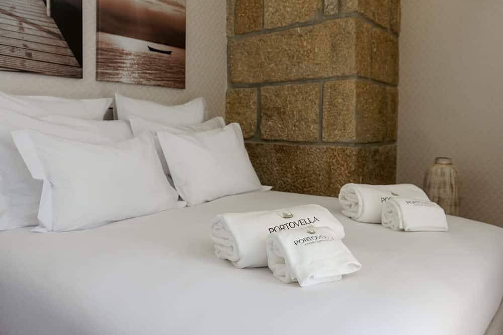 Portovella Lodges & Bungalows in São João de Fontoura, Resende