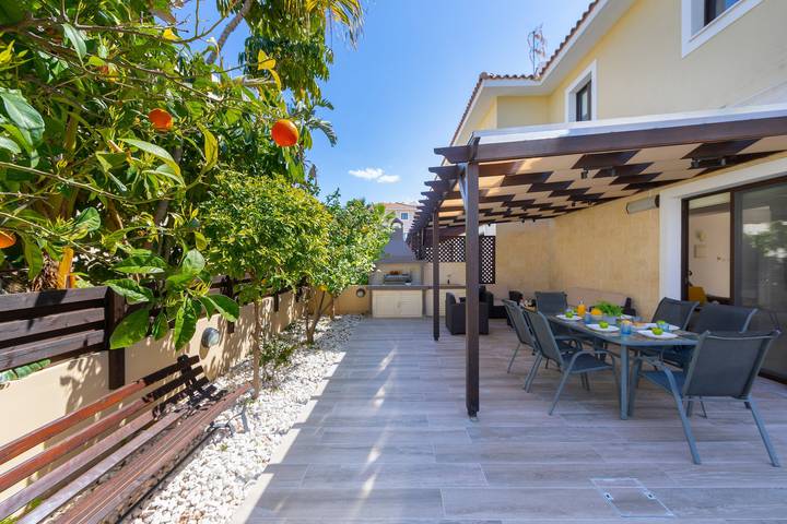 Villa für 6 Personen, mit Kinderpool und Balkon sowie Garten auf Zypern - 3