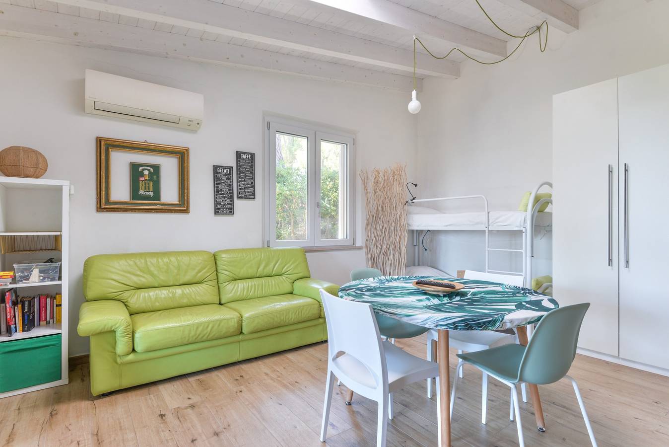 Monolocale intero, Appartamento "Villa Sterlizia-Verde" con vista mare, Wi-Fi e terrazza in Lacona, Isola d'Elba