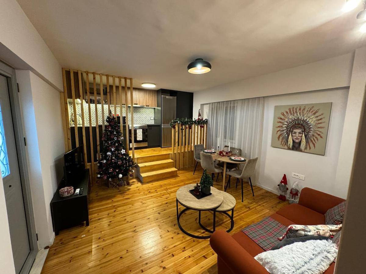 Appartement entier, Two-Bedroom Apartment in Aigio, Achaïe