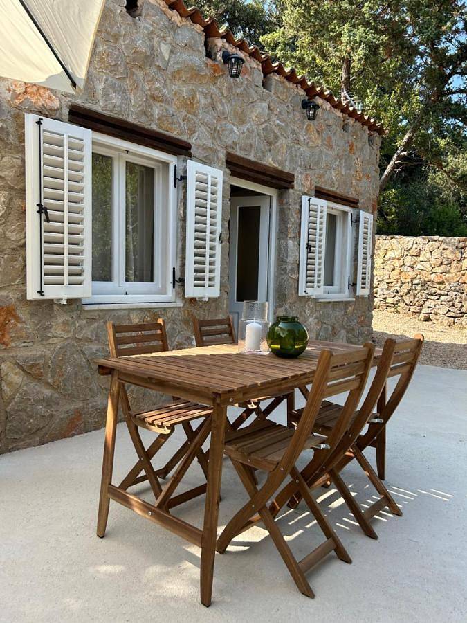 Villa für 2 Personen, mit Terrasse auf Lošinj