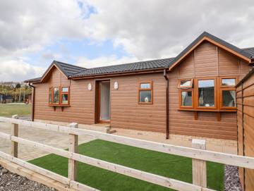 Holiday Home for 4 People in Suffolk, East of England, Photo 2