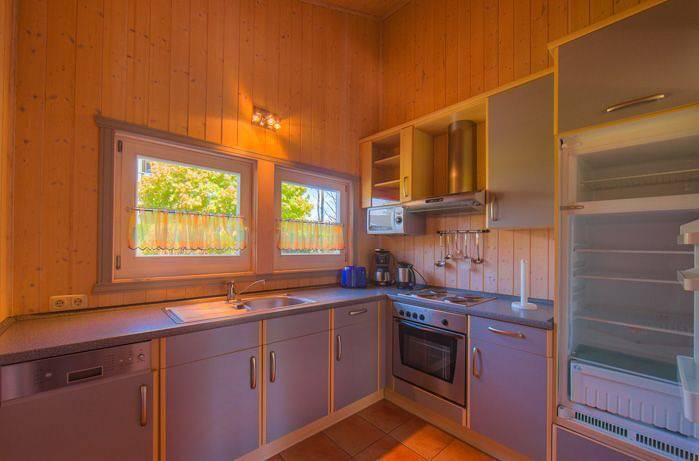 Ferienhaus für 4 Personen, mit Whirlpool und Terrasse sowie Garten und Sauna in Mirow - 3