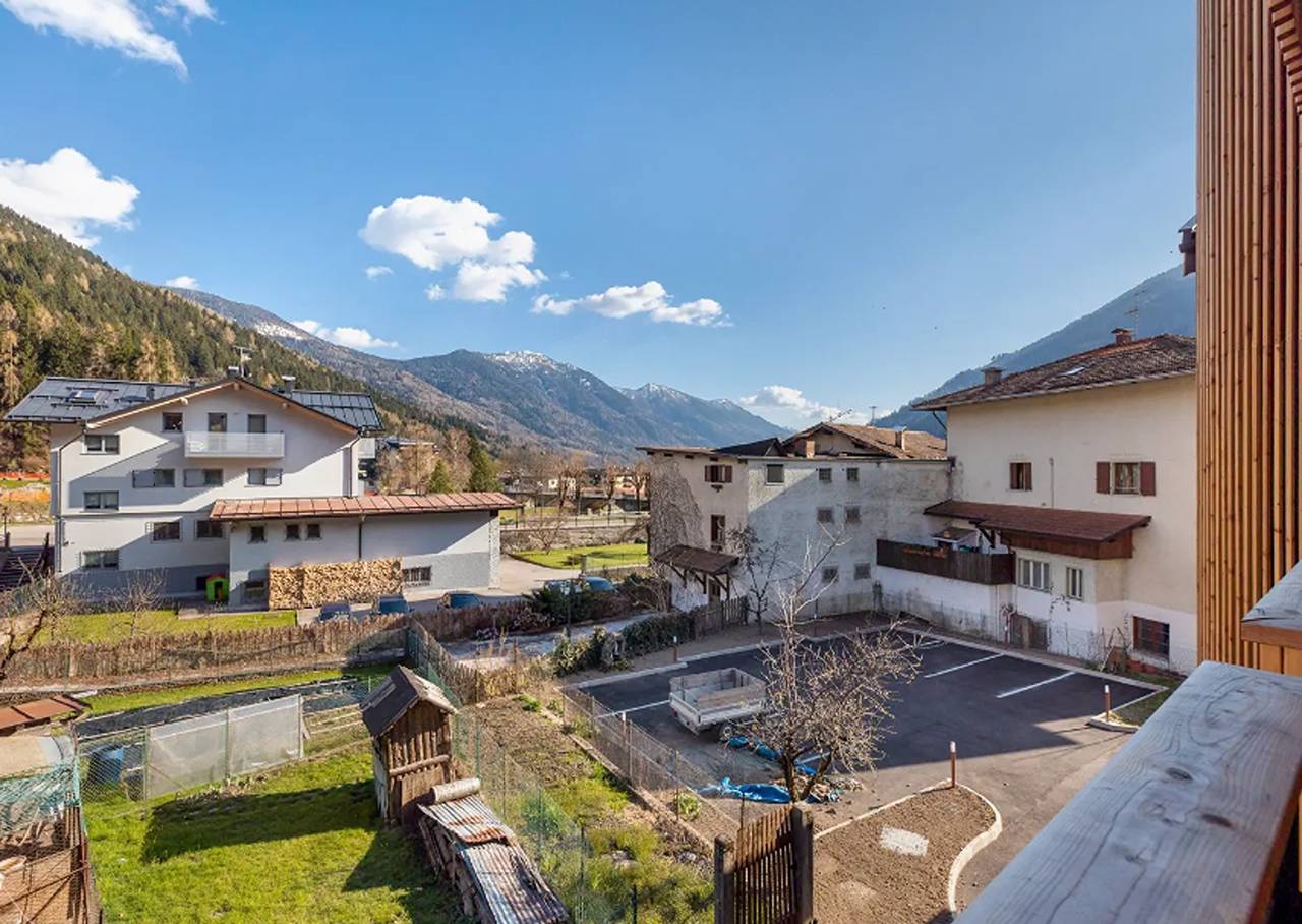 Ganze Wohnung, Ferienwohnung 'Palazzo Righi - Blu' mit Bergblick, Balkon und Wi-Fi in Carisolo, Adamello-Presanella-Alpen