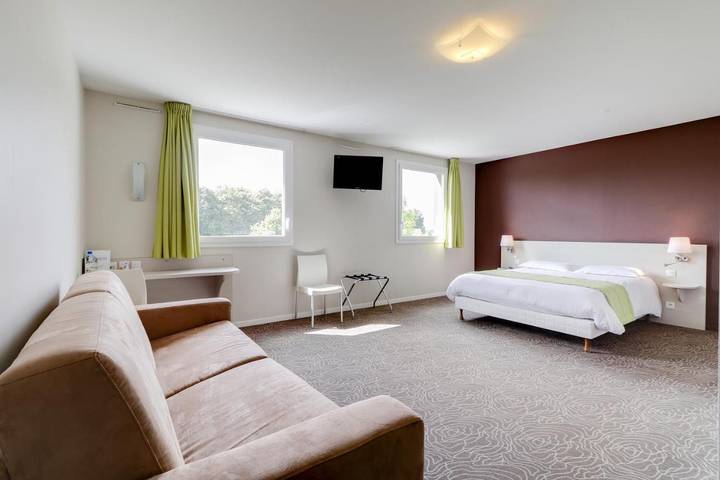 Hôtel pour 3 personnes, avec vue et jardin, animaux acceptés à Saint-Onen-la-Chapelle - 2