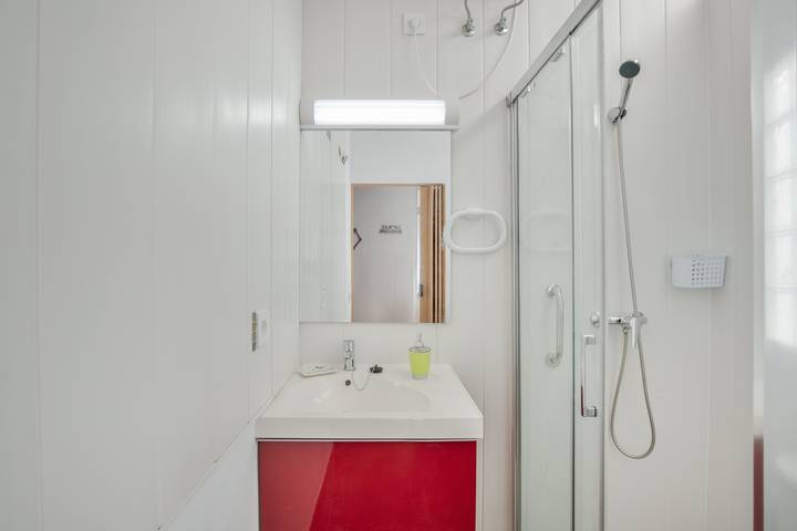 Estudio entero, Estudio vacacional 'La Brisa Loft' con vistas a la montaña, terraza privada y Wi-Fi in Carrizal, Ingenio