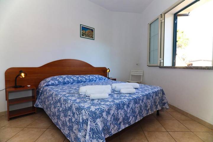 Casa vacanza per 3 persone, con Balcone e Terrazza nonché Giardino e Panorama a Parghelia