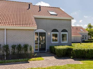 Bungalow für 8 Personen, mit Terrasse und Garten in Schouwen-Duiveland