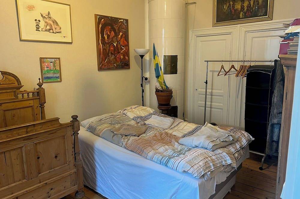 Entire apartment, As Central as you Wish and Get! City, Slussen and Södermalm in a Glance in Stockholm, Swedish Baltic Sea