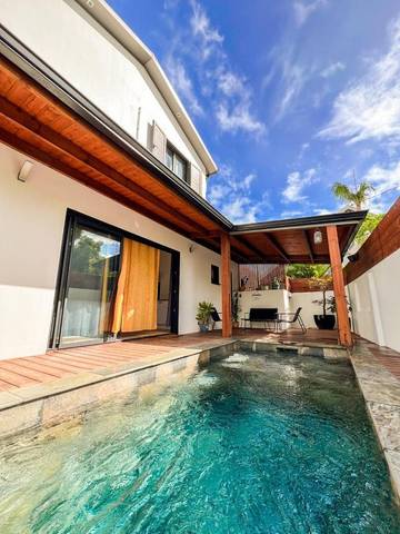 Villa pour 6 personnes, avec jardin ainsi que piscine et vue sur l' Île de la Réunion