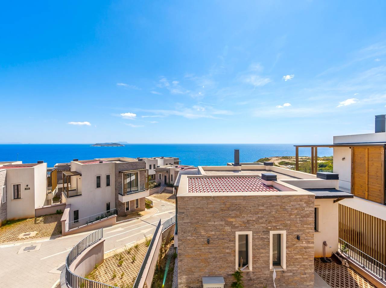 Ganze Wohnung, Ferienwohnung für 5 Personen mit Balkon in Himarë, Vlorë