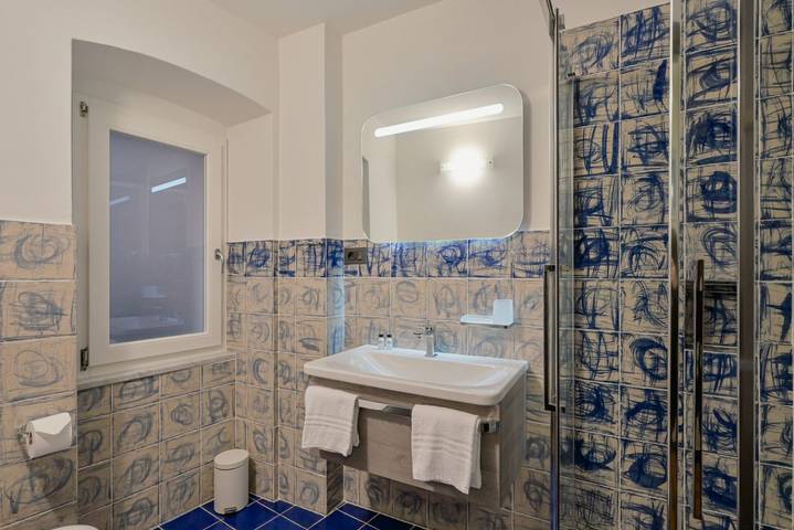 Appartamento intero, Guesthost - La Casa in Sasso Flat with Terrace in Riomaggiore, Comune di Riomaggiore