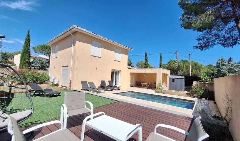 Villa pour 6 personnes, avec terrasse ainsi que jardin et piscine à Vidauban