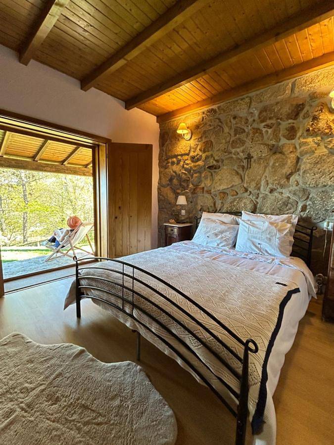 Three-Bedroom House in Ribas, Distrito de Braga