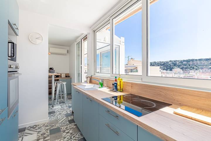 Ganze Wohnung, Ferienwohnung für 4 Personen mit Terrasse in Roquebrune-Cap-Martin, Mittelmeerküste (Frankreich)
