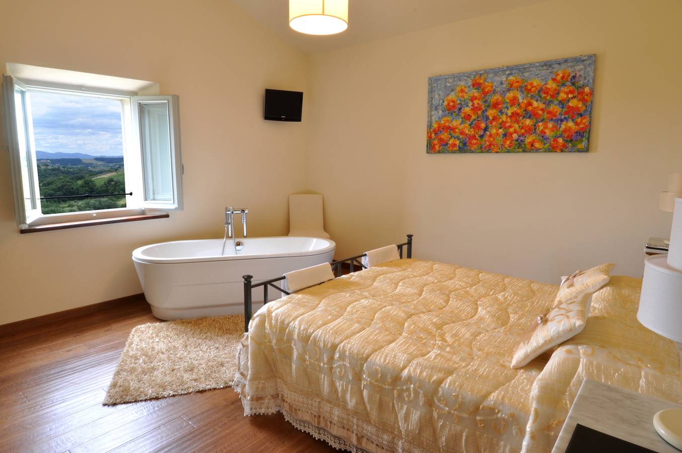 Villa "Arnilù" with Private Pool & Wi-Fi in San Gimignano, Siena Province