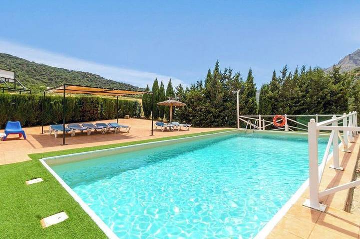 Villa for 19 people, with garden - 1