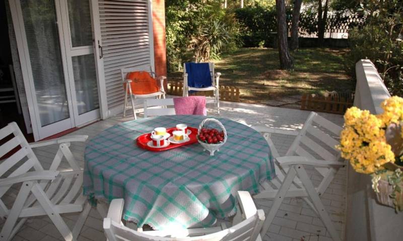 Vakantiehuis voor 5 personen, with Terras and Tuin as well as Uitzicht in Lignano Pineta