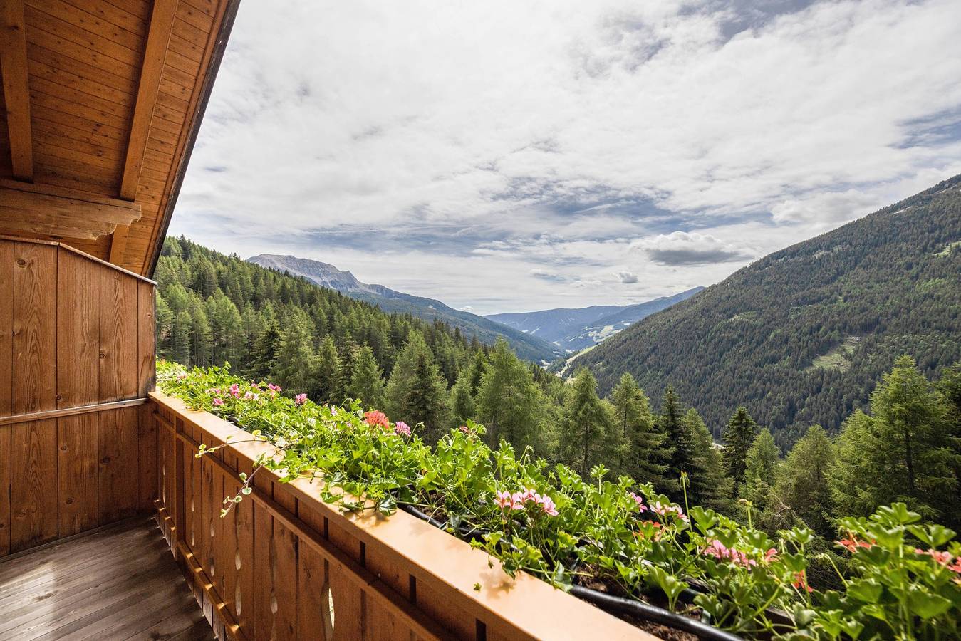 Apartamento entero, Apartamento vacacional "Priml - Wieserhof" con balcón y jardín in Sarentino, Alpes de Sarntal