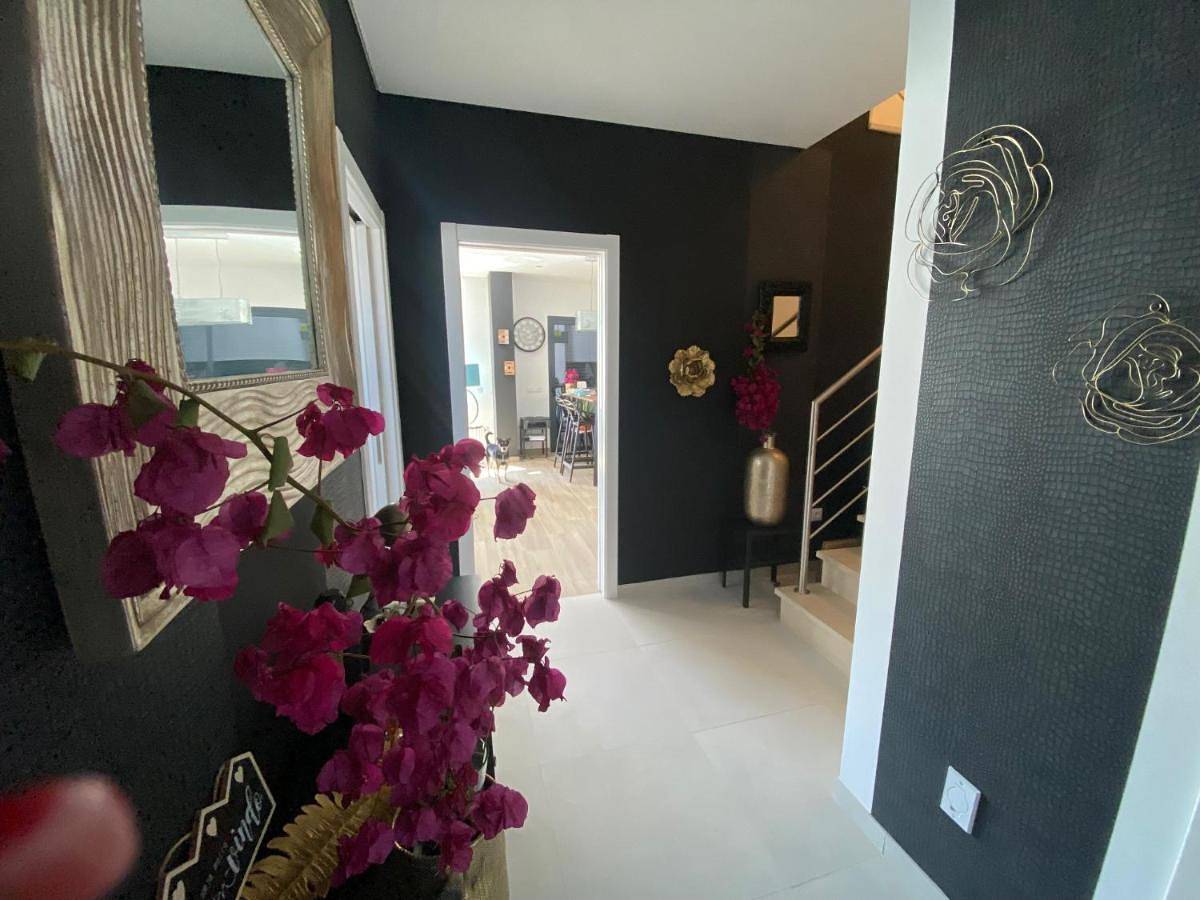 Three-Bedroom Villa in Moncarapacho e Fuseta, Ria Formosa
