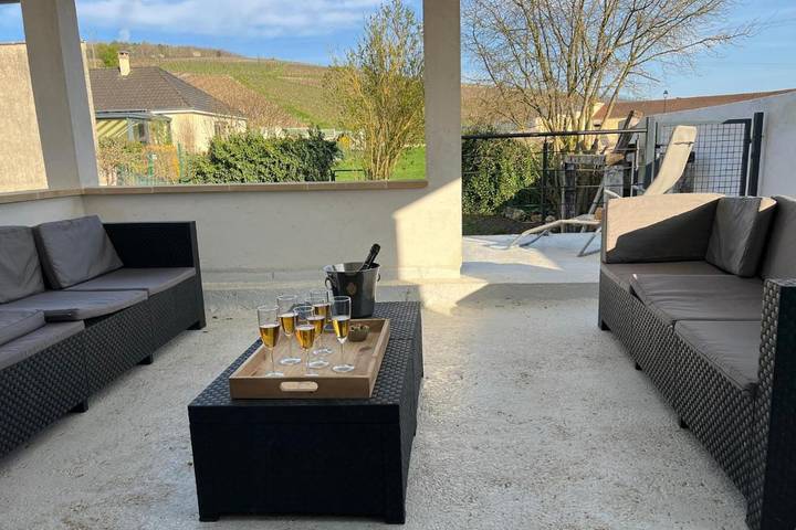 Location de vacances pour 15 personnes, avec jardin et vue à Vandières